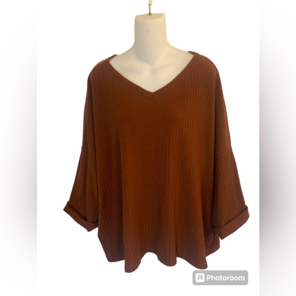 Anthropologie Grade & Gather Oversized Top Size Small V neck
